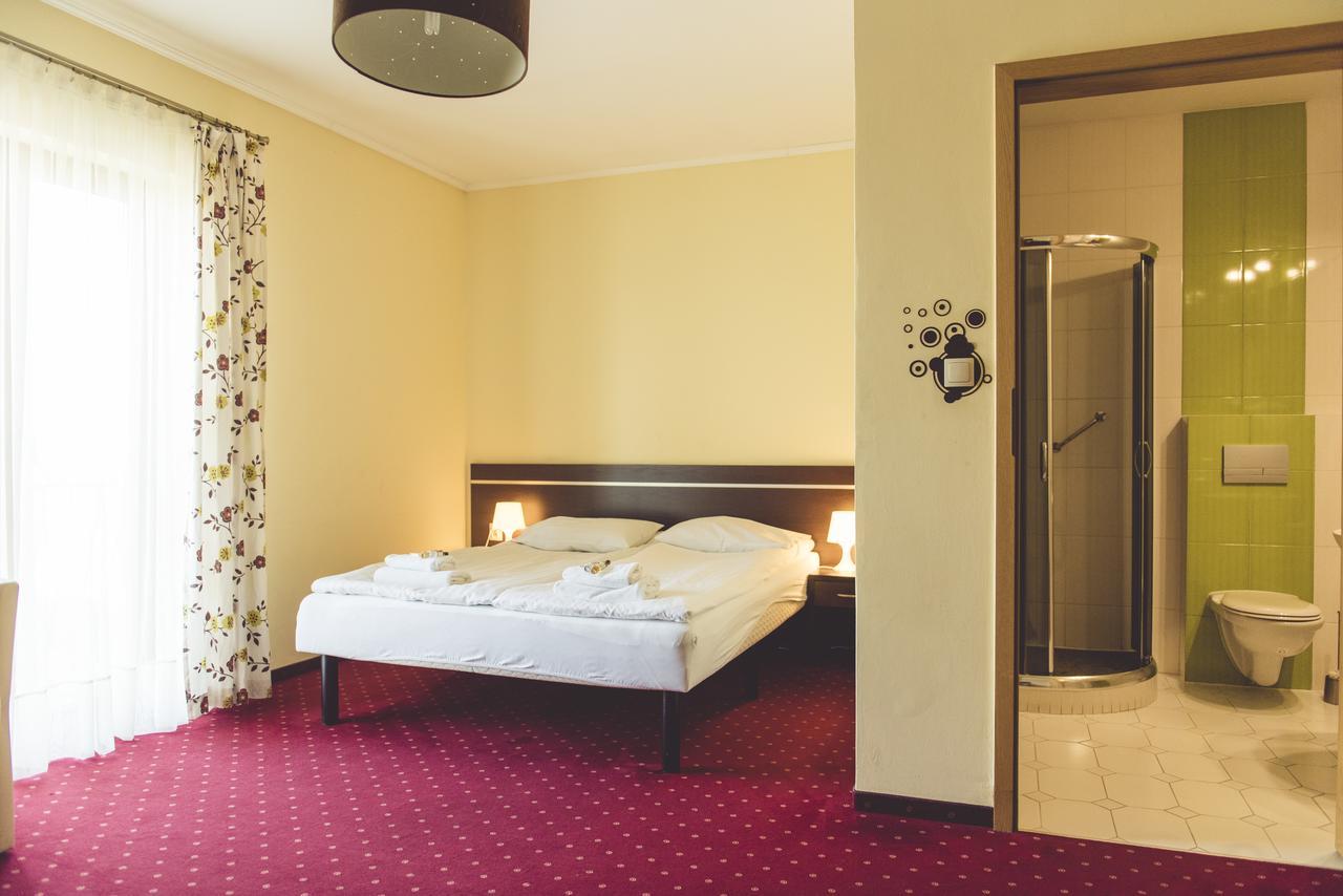Hotel Odejewscy Chojnice Extérieur photo