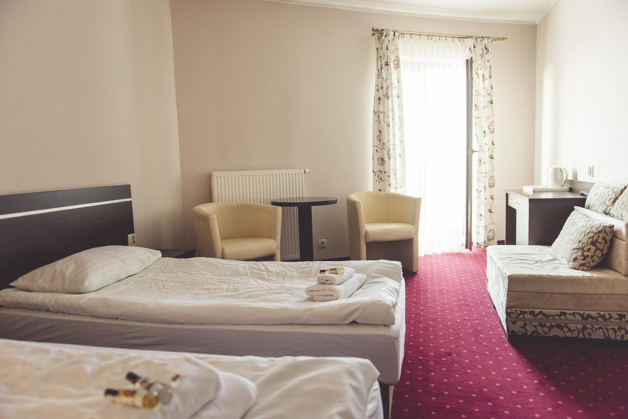 Hotel Odejewscy Chojnice Extérieur photo